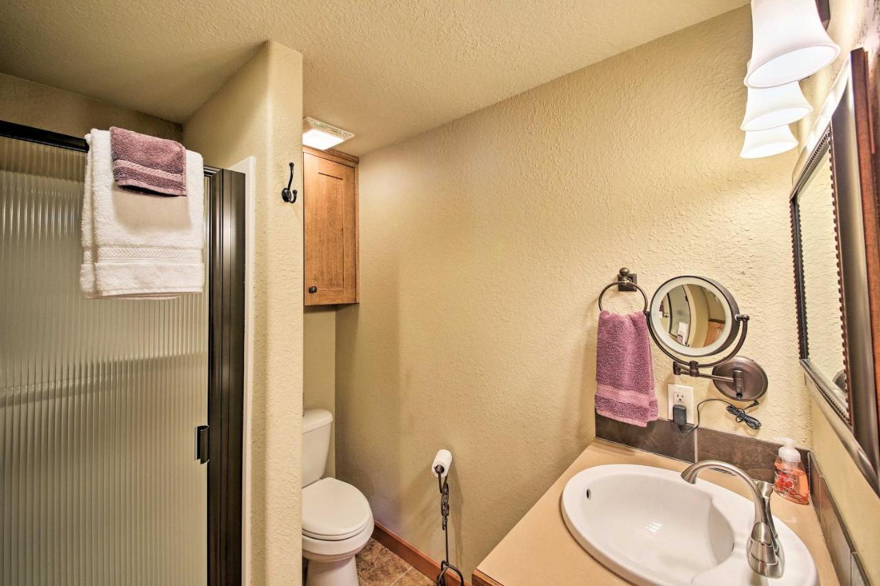 Lake Pend Oreille Condo With Porch And Mountain View! 샌드포인트 외부 사진
