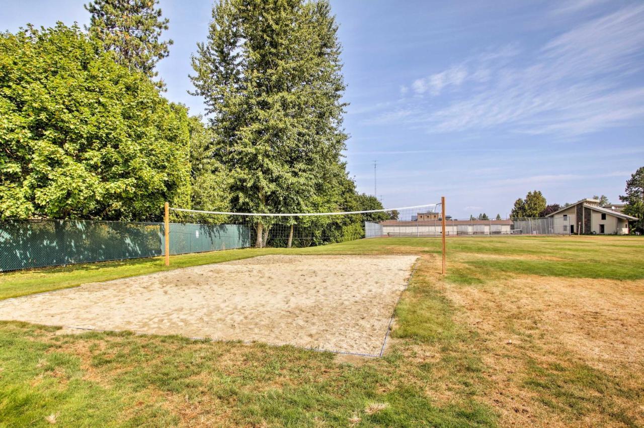 Lake Pend Oreille Condo With Porch And Mountain View! 샌드포인트 외부 사진