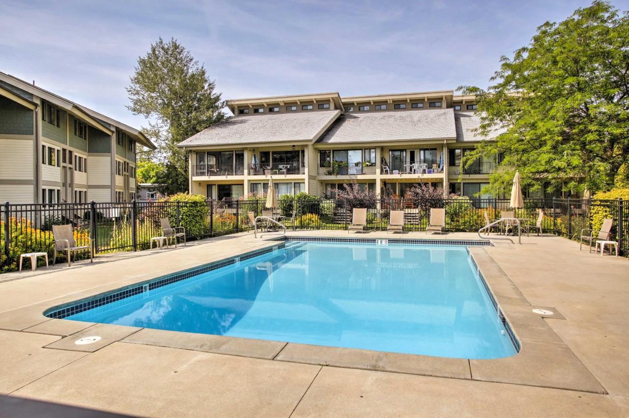Lake Pend Oreille Condo With Porch And Mountain View! 샌드포인트 외부 사진